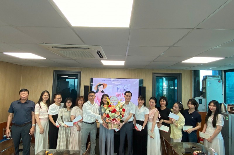 VNC TÔN VINH PHÁI ĐẸP NHÂN NGÀY 20/10